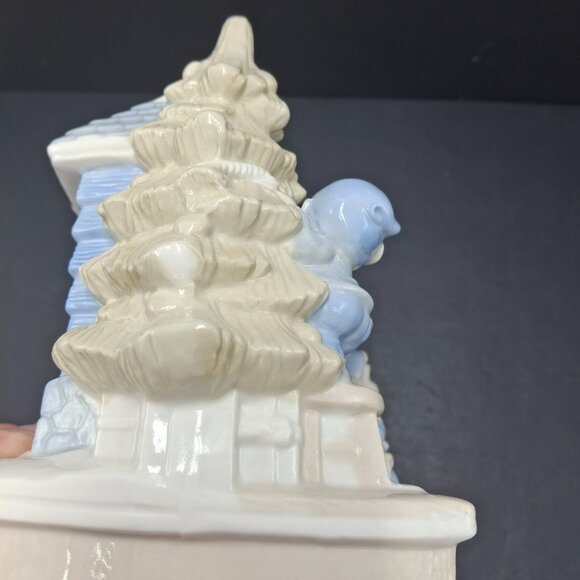 Musical Santa & Elves Ceramic Pastel Blue White Christmas Workshop-Windup - Picture 10 of 12